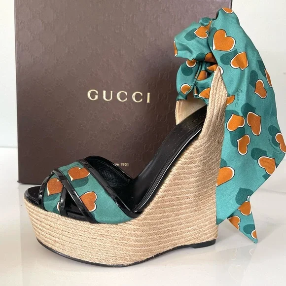 AUTHENTIC GUCCI RUNWAY WEDGE SANDALS - Picture 5 of 17